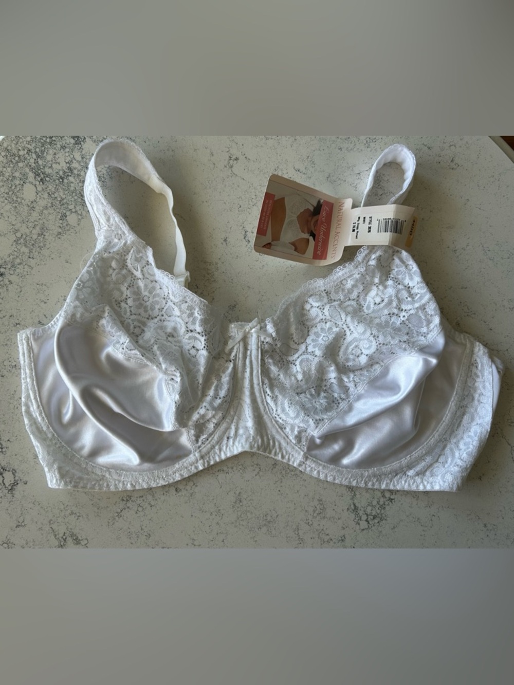 NWT White Lace Underwire Bra 44DD